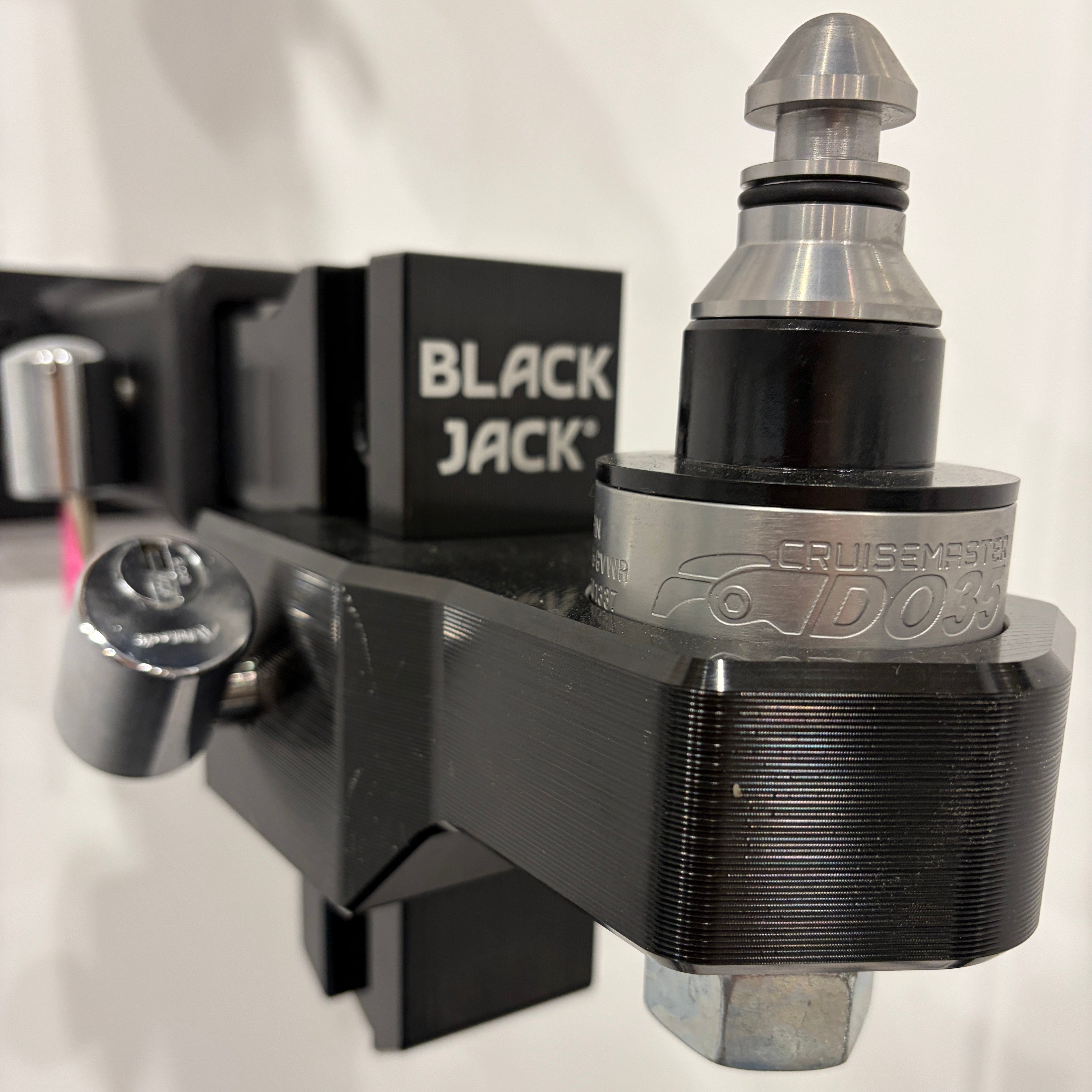 TALON BLACKJACK Hitch Lock