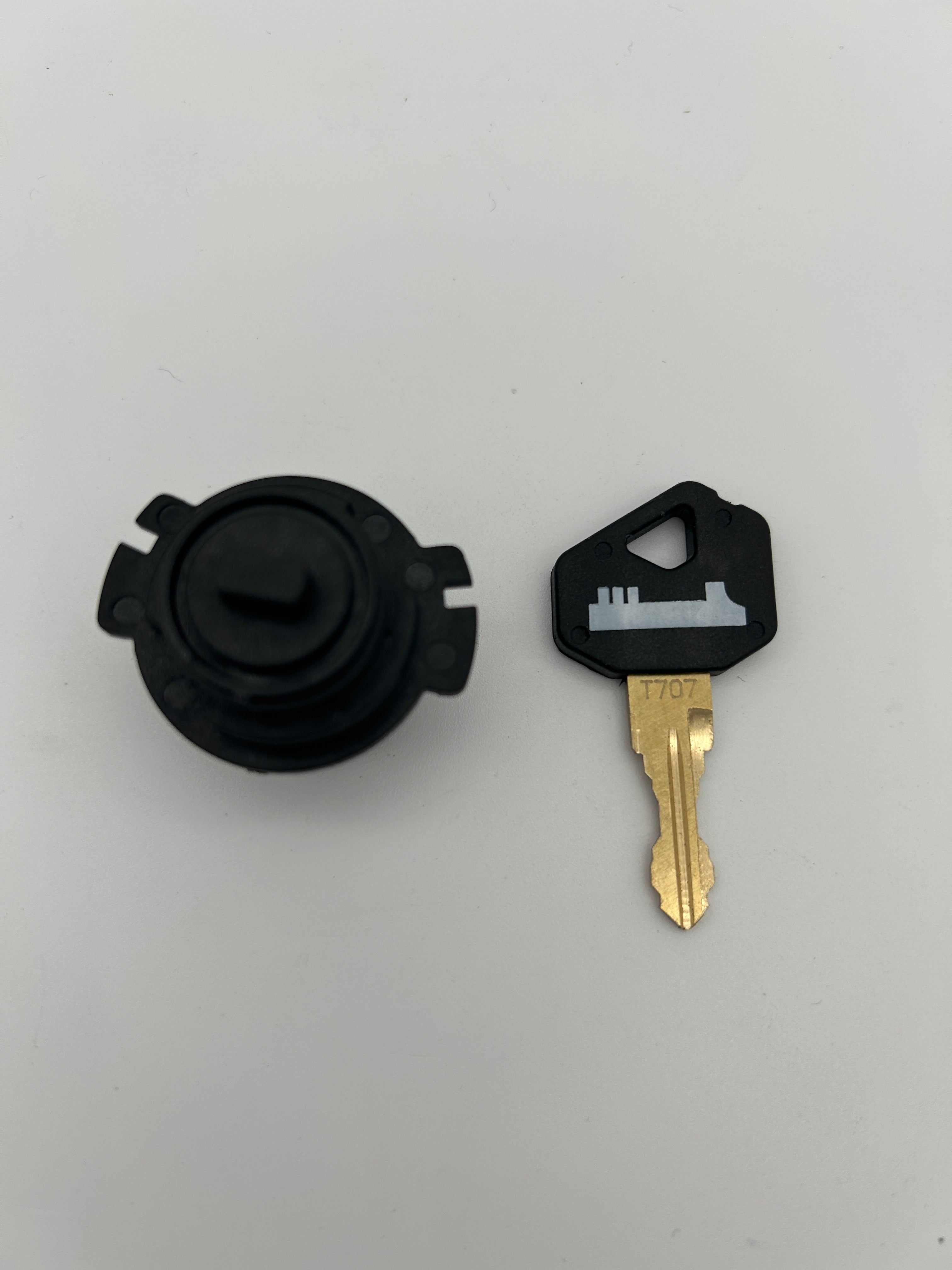 1Key Thetford Push Lock - Black