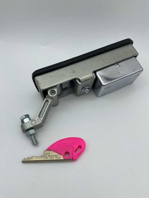 TALON Large Pop Compression Toolbox Lock - CHROME