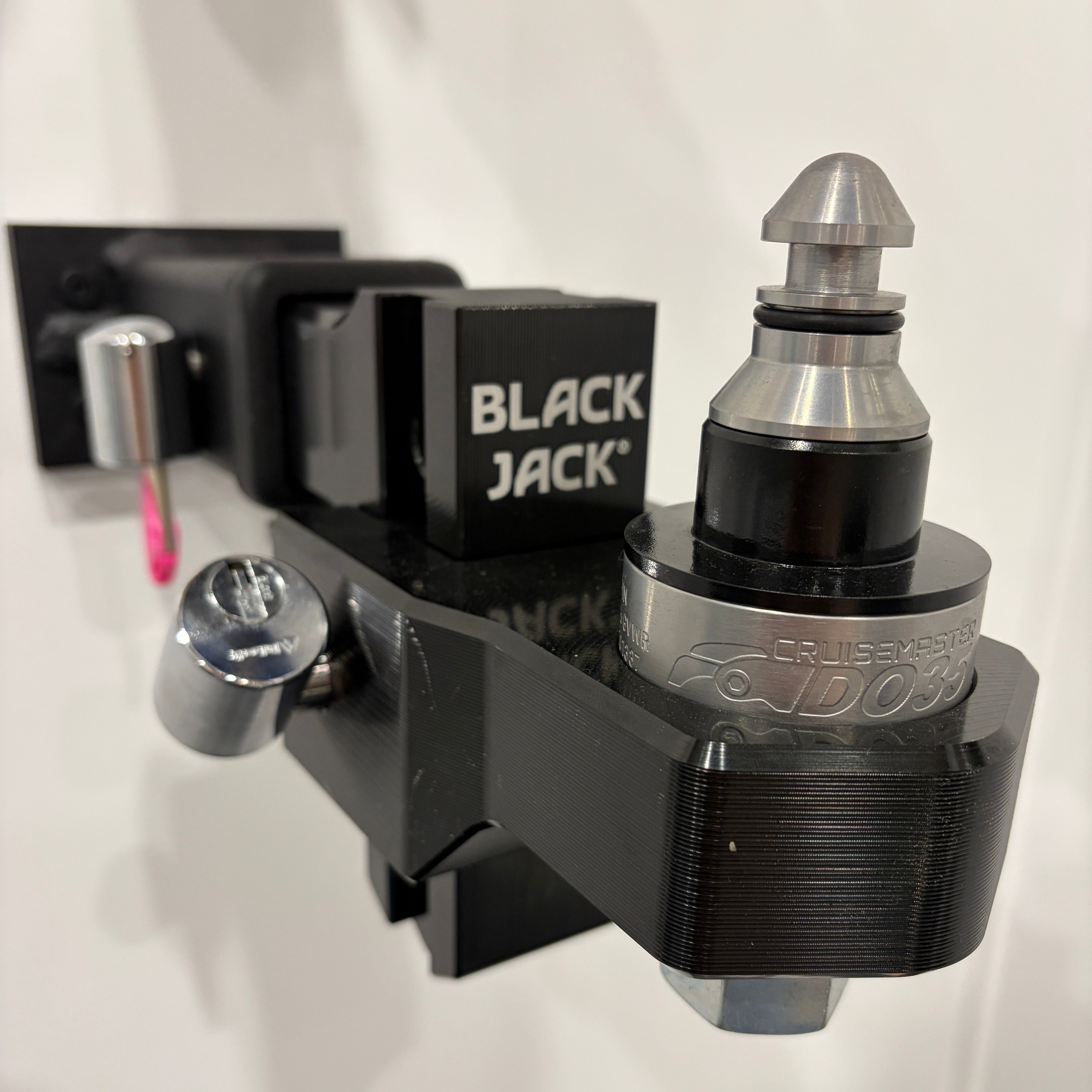 TALON BLACKJACK Hitch Lock