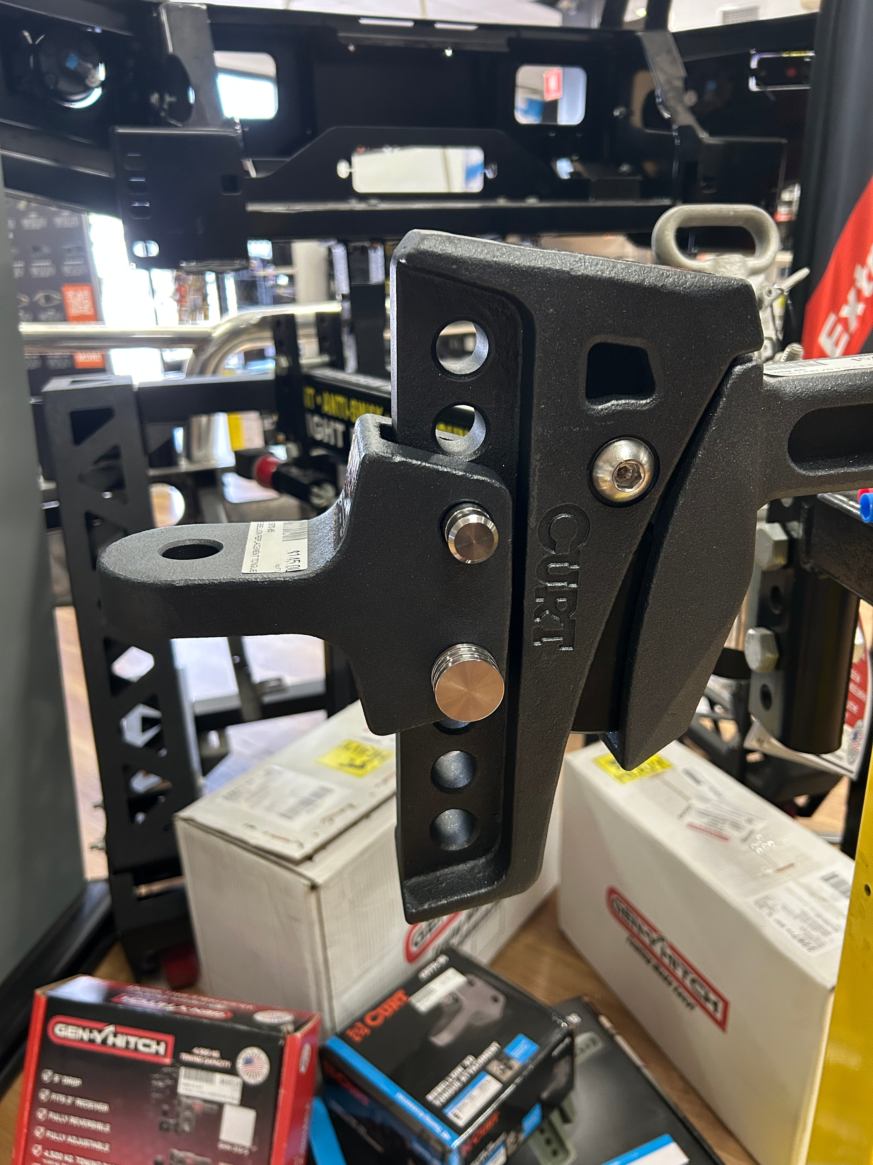 TALON Curt Rebellion Hitch Lock 4.5T version